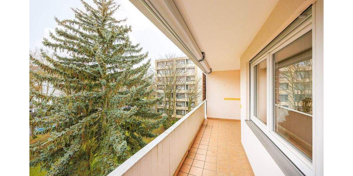 Etagenwohnung Ludwigsburg Ost - 3 Zimmer, 86 m&sup2;, 245.000&euro; | Angebot:25698014