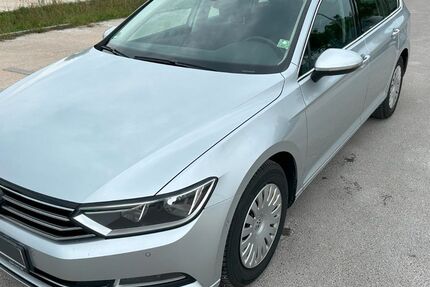 VW Passat Variant 248.900 km 9.400 &euro; Stuttgart 70378