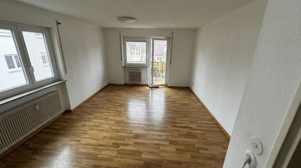 Erdgeschoßwohnung Stuttgart Luginsland - 3 Zimmer, 67 m&sup2;, 850&euro; | Angebot:25655992