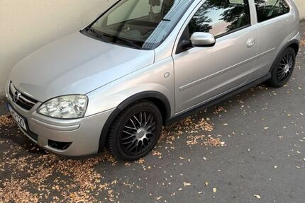 Opel Corsa 92.339 km 2.200 &euro; Stuttgart 70378