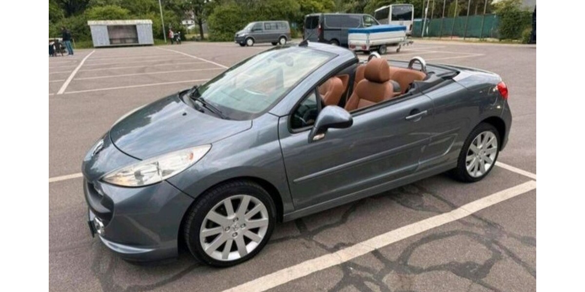 Peugeot 207 CC 107.800 km 4.500 &euro; Filderstadt 70794