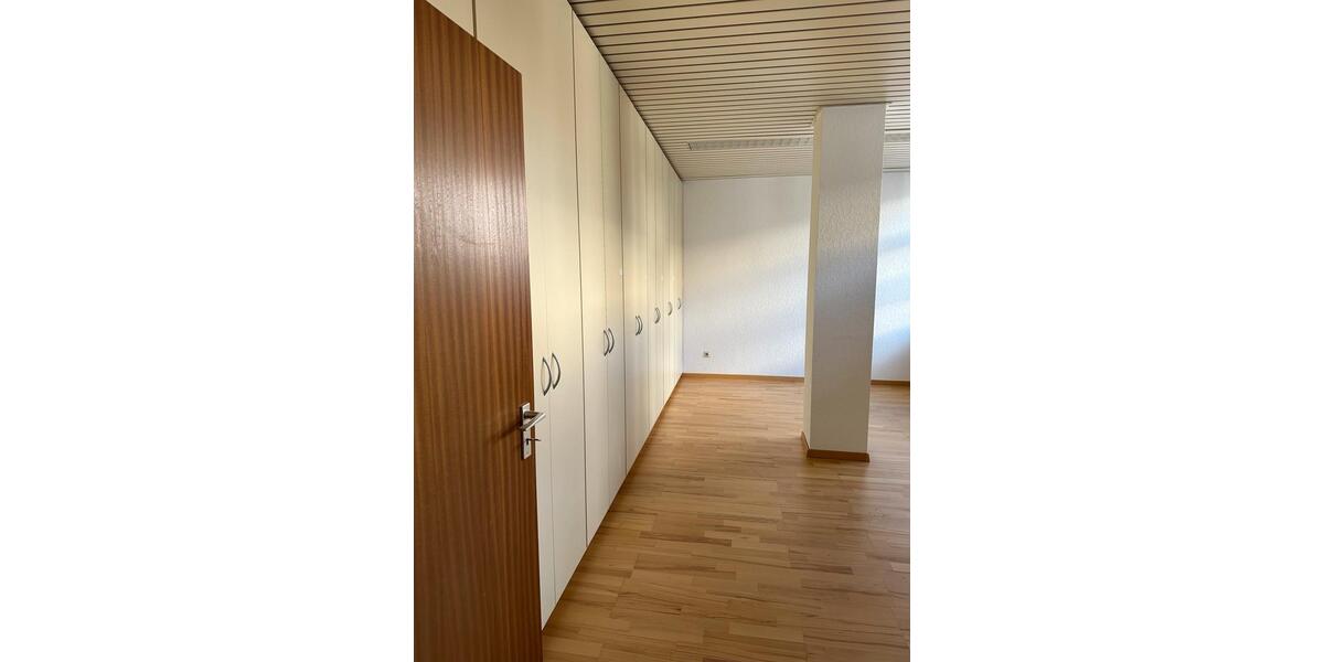 Gewerbeobjekt Göppingen - 750&euro; | Angebot:25051757