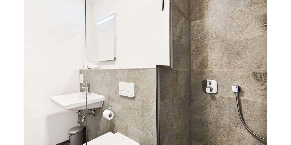 Etagenwohnung Stuttgart Feuerbach - 3 Zimmer, 94 m&sup2;, 1.990&euro; | Angebot:25772243