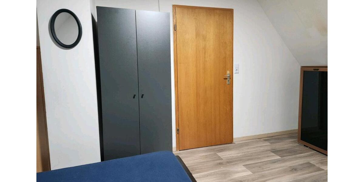 Etagenwohnung Schwaikheim - 1 Zimmer, 15 m&sup2;, 500&euro; | Angebot:25657967