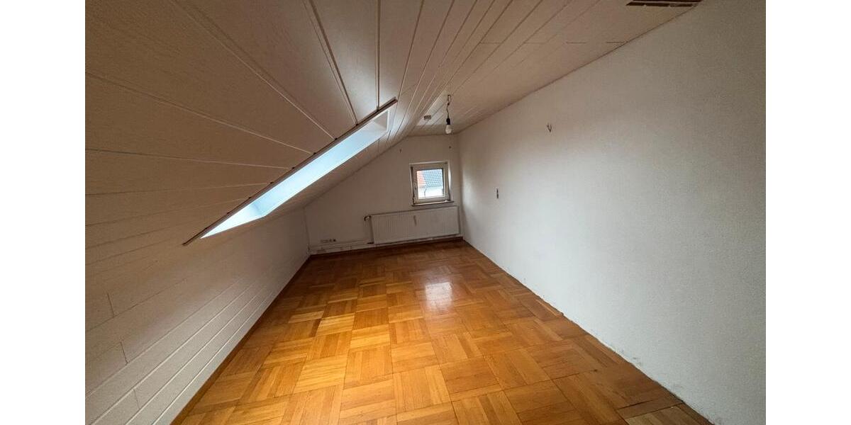 Dachgeschoßwohnung Welzheim - 2 Zimmer, 55 m&sup2;, 900&euro; | Angebot:25554061