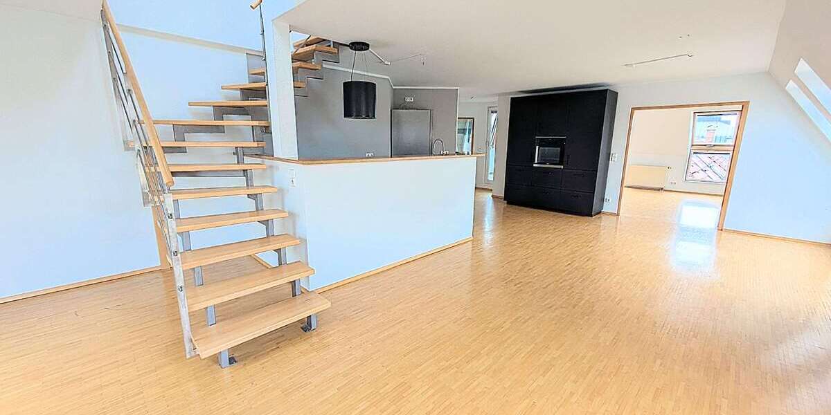 Etagenwohnung Stuttgart Bad Cannstatt - 3 Zimmer, 108 m&sup2;, 1.642&euro; | Angebot:25777488