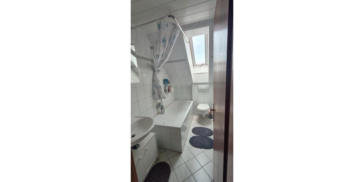 Dachgeschoßwohnung Stuttgart Bad Cannstatt - 2 Zimmer, 58 m&sup2;, 750&euro; | Angebot:25905242