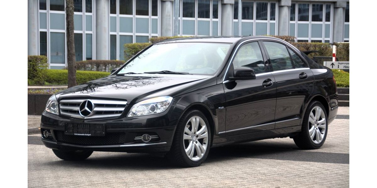 Mercedes-Benz C 180 107.000 km 10.990 &euro; Stuttgart 70567