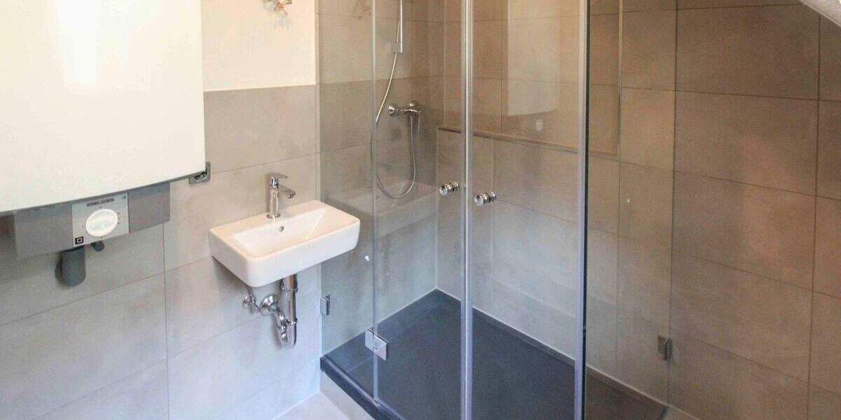 Einfamilienhaus Bietigheim-Bissingen Bissingen - 7 Zimmer, 260 m&sup2;, 749.000&euro; | Angebot:25803315