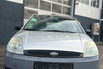 Ford Fiesta 172.000 km 800 &euro; Stuttgart 70372