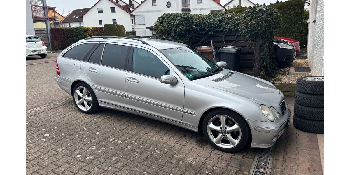Mercedes-Benz C 230 219.000 km 2.500 &euro; Asperg 71679