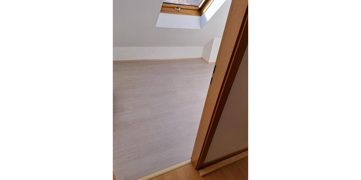 Etagenwohnung Kirchheim unter Teck - 2.5 Zimmer, 59 m&sup2;, 800&euro; | Angebot:25710208