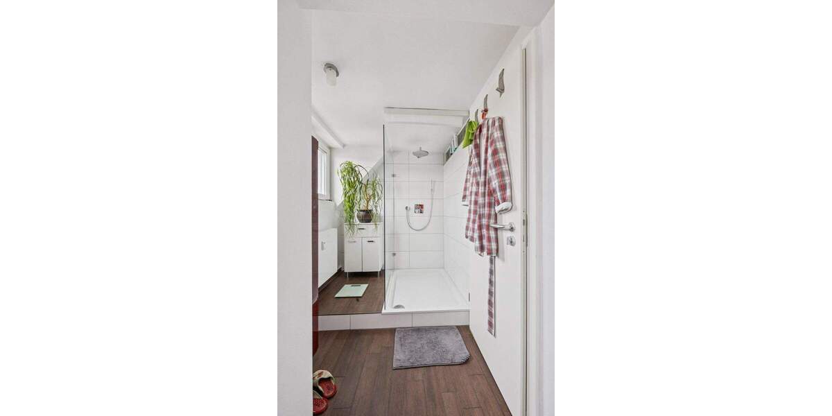 Etagenwohnung Ludwigsburg West - 3 Zimmer, 120 m&sup2;, 479.000&euro; | Angebot:25746230