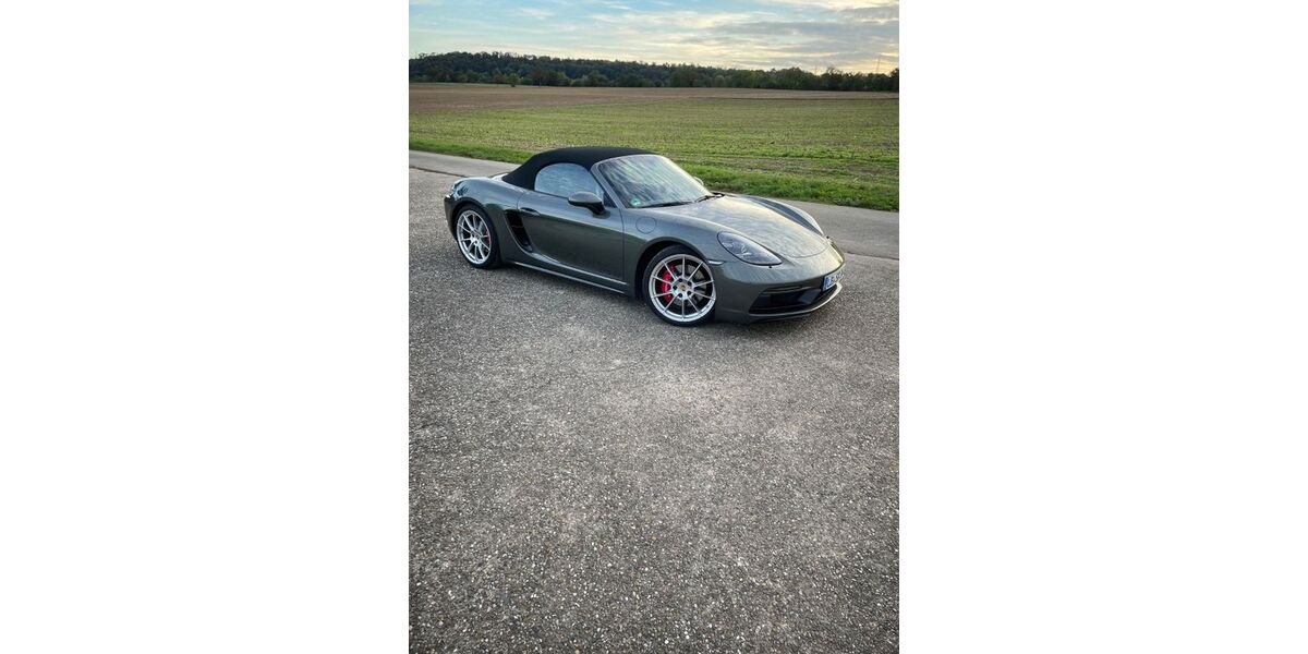 Porsche Boxster 19.400 km 93.500 &euro; Bietigheim-Bissingen 74321