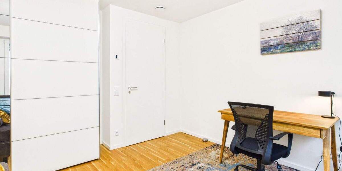 Etagenwohnung Stuttgart Feuerbach - 3 Zimmer, 94 m&sup2;, 2.020&euro; | Angebot:25772243