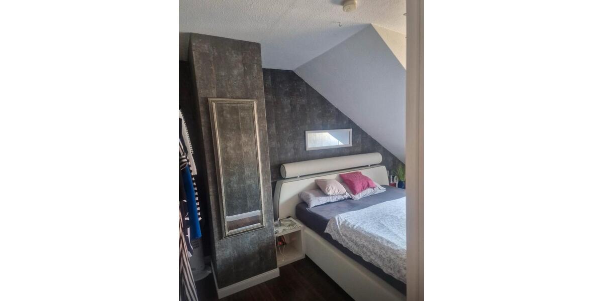 Reihenhaus Lauffen am Neckar - 6.5 Zimmer, 173 m&sup2;, 568.000&euro; | Angebot:25906066