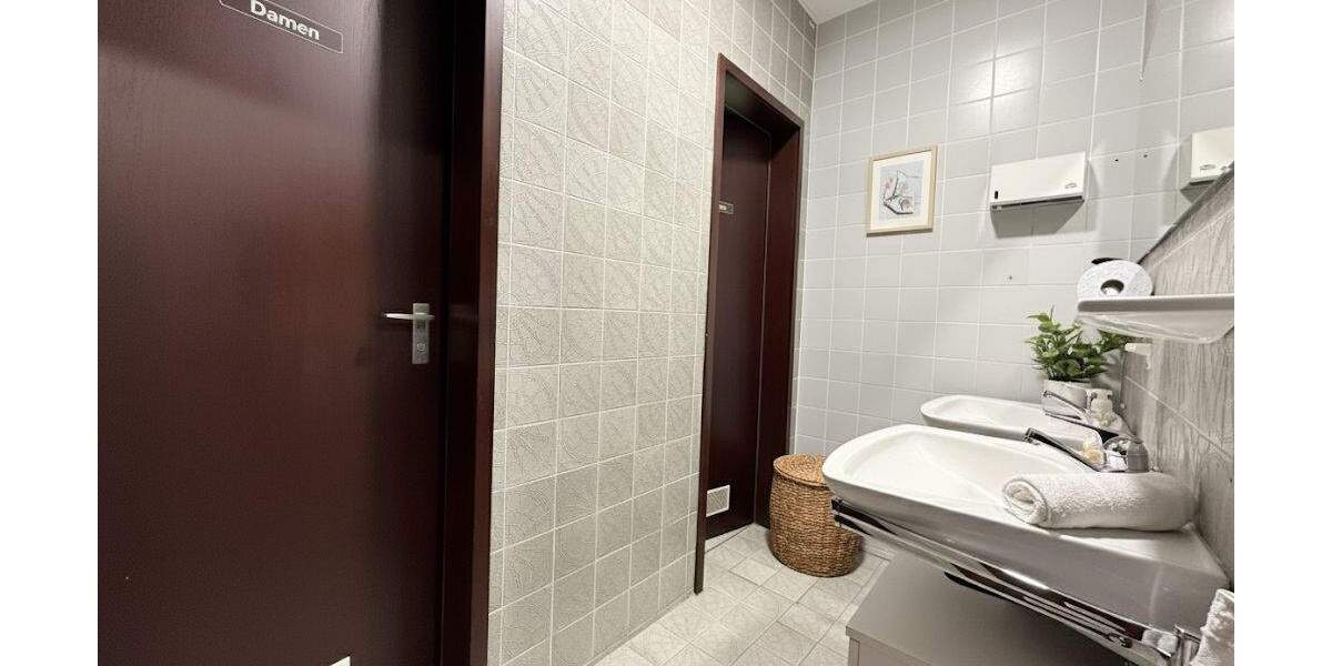 Etagenwohnung Sindelfingen Mitte - 3 Zimmer, 126 m&sup2;, 315.000&euro; | Angebot:25730775