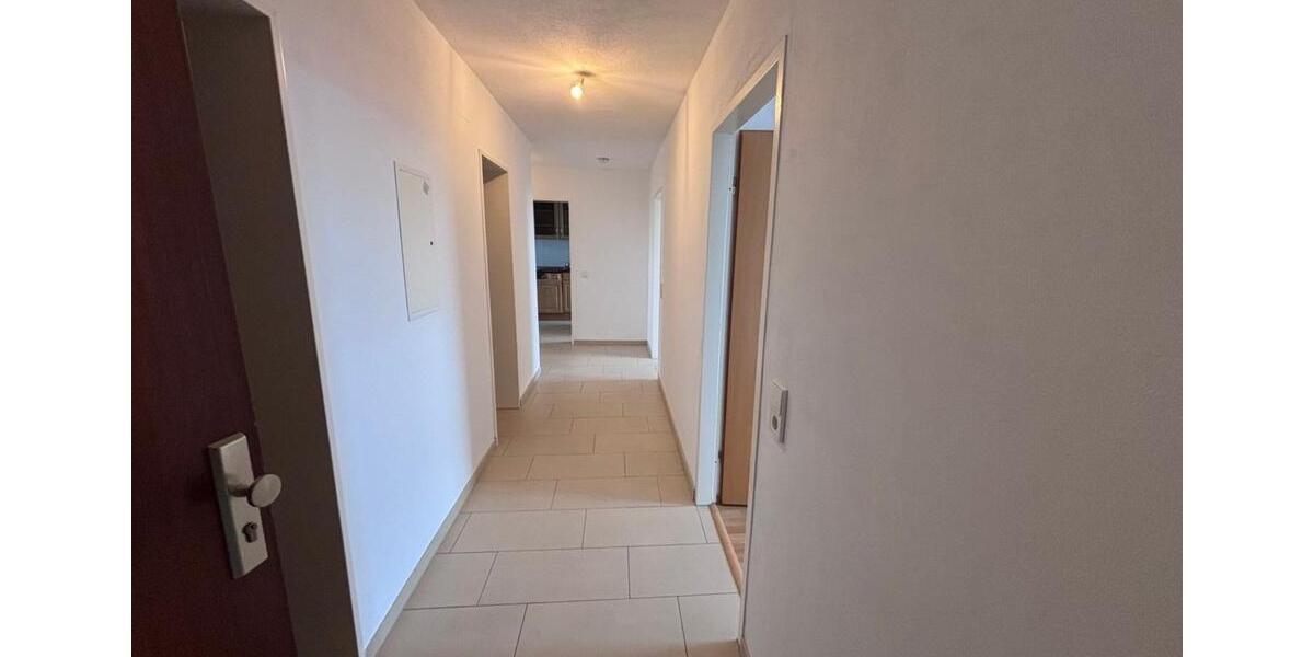 Etagenwohnung Winnenden - 4 Zimmer, 94 m&sup2;, 300.000&euro; | Angebot:25593184