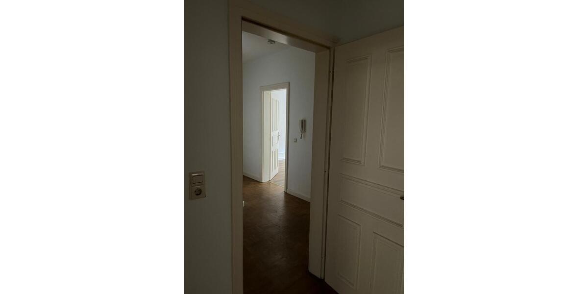 Erdgeschoßwohnung Stuttgart Bopser - 3 Zimmer, 95 m&sup2;, 1.850&euro; | Angebot:26547347