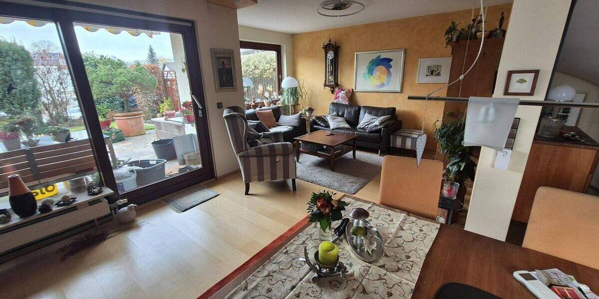 Reihenendhaus Weil im Schönbuch - 6 Zimmer, 131 m&sup2;, 618.000&euro; | Angebot:26023401