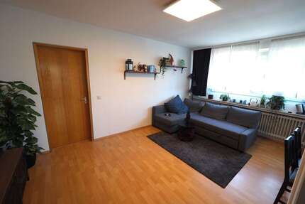 Wohnung Ludwigsburg Eglosheim - 2 Zimmer, 35 m&sup2;, 450&euro; | Angebot:27309189
