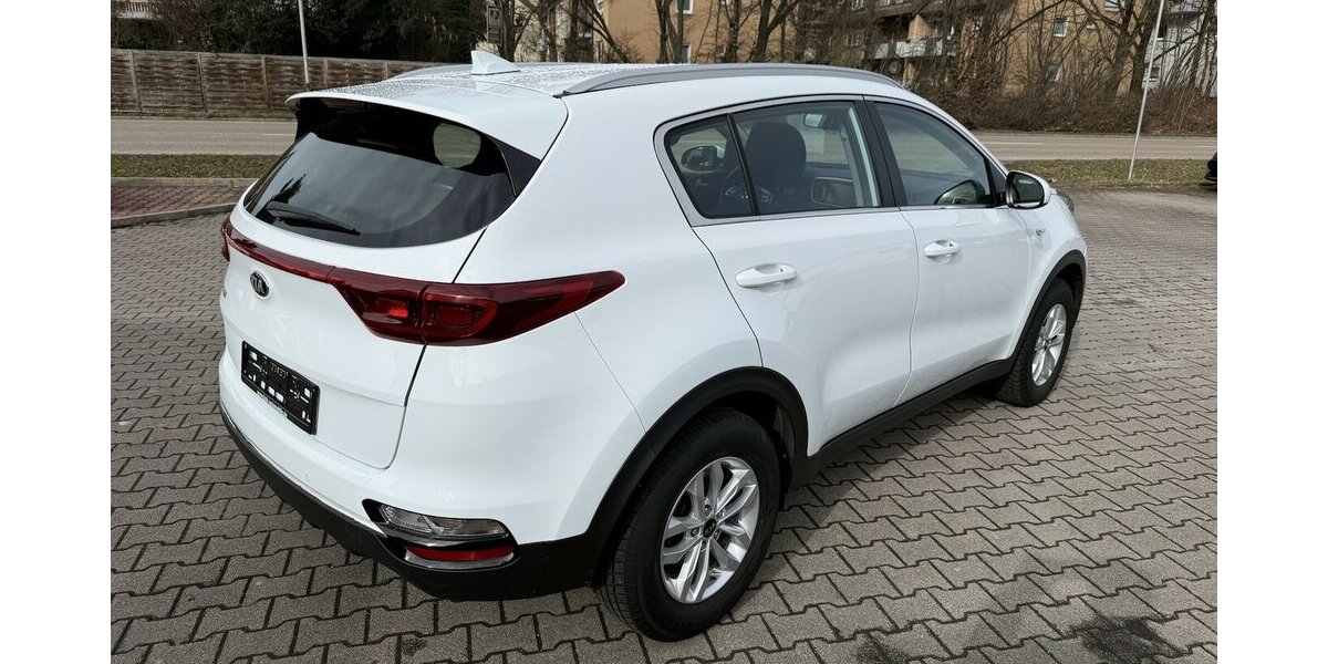 Kia Sportage 1.6 GDI Edition 7 EMOTION 47.000 km 16.350 &euro; Schorndorf 73614
