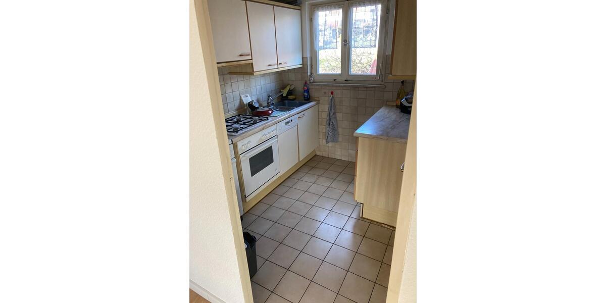 Etagenwohnung Stuttgart Neuwirtshaus - 1 Zimmer, 13 m&sup2;, 450&euro; | Angebot:25395863