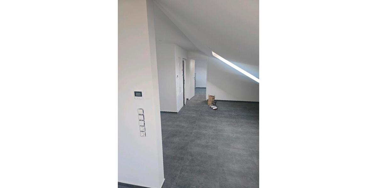 Dachgeschoßwohnung Bietigheim-Bissingen Bissingen - 2 Zimmer, 68 m&sup2;, 1.100&euro; | Angebot:25408342