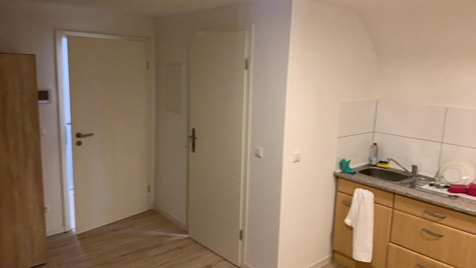 Dachgeschoßwohnung Schwieberdingen - 1 Zimmer, 29 m&sup2;, 665&euro; | Angebot:26670389