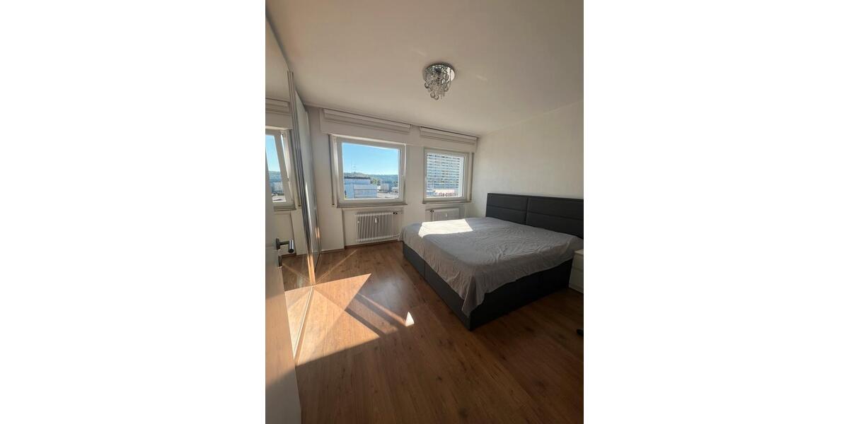 Etagenwohnung Leonberg - 3 Zimmer, 76 m&sup2;, 294.500&euro; | Angebot:25851544