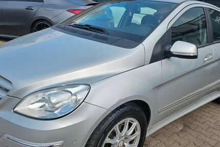 Mercedes-Benz B 200 241.576 km 4.880 &euro; Magstadt 71106