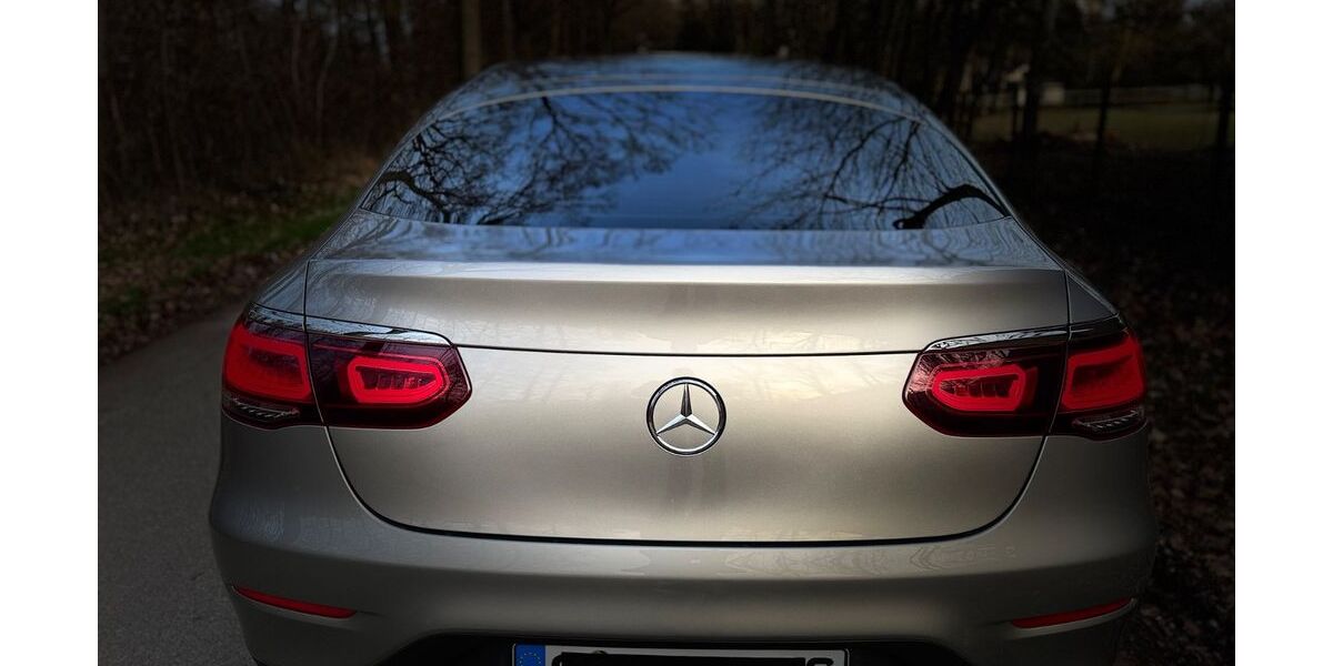 Mercedes-Benz GLC 200 106.930 km 34.400 &euro; Stuttgart 70599