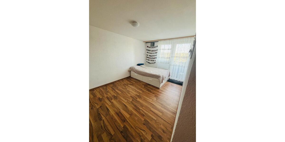 Etagenwohnung Sindelfingen Eichholz - 4.5 Zimmer, 109 m&sup2;, 375.000&euro; | Angebot:24780500