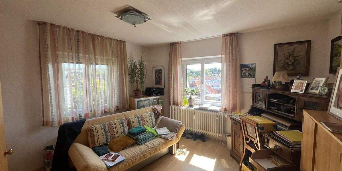 Etagenwohnung Böblingen - 3 Zimmer, 101 m&sup2;, 499.000&euro; | Angebot:25796429