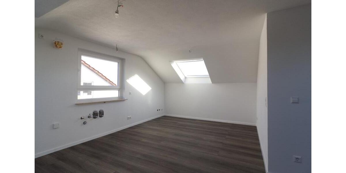 Dachgeschoßwohnung Waiblingen Beinstein - 3 Zimmer, 51 m&sup2;, 800&euro; | Angebot:25403634