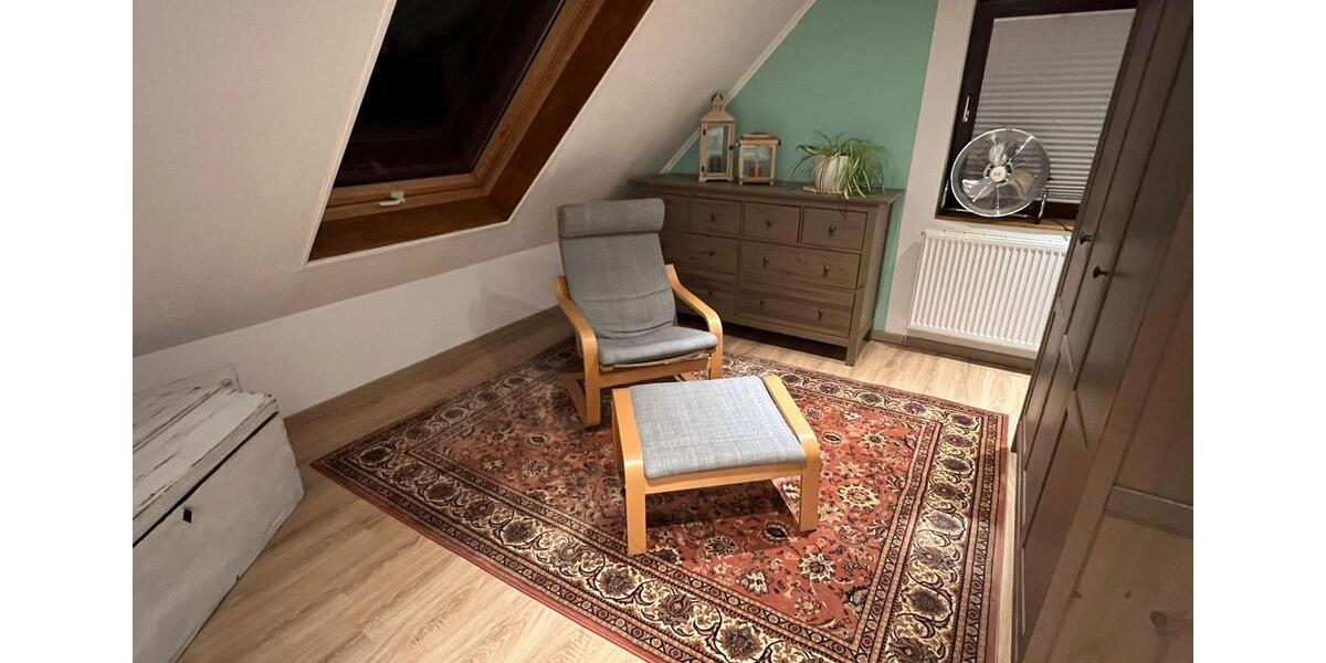 Reihenhaus Kirchheim unter Teck - 5.5 Zimmer, 190 m&sup2;, 670.000&euro; | Angebot:26019253