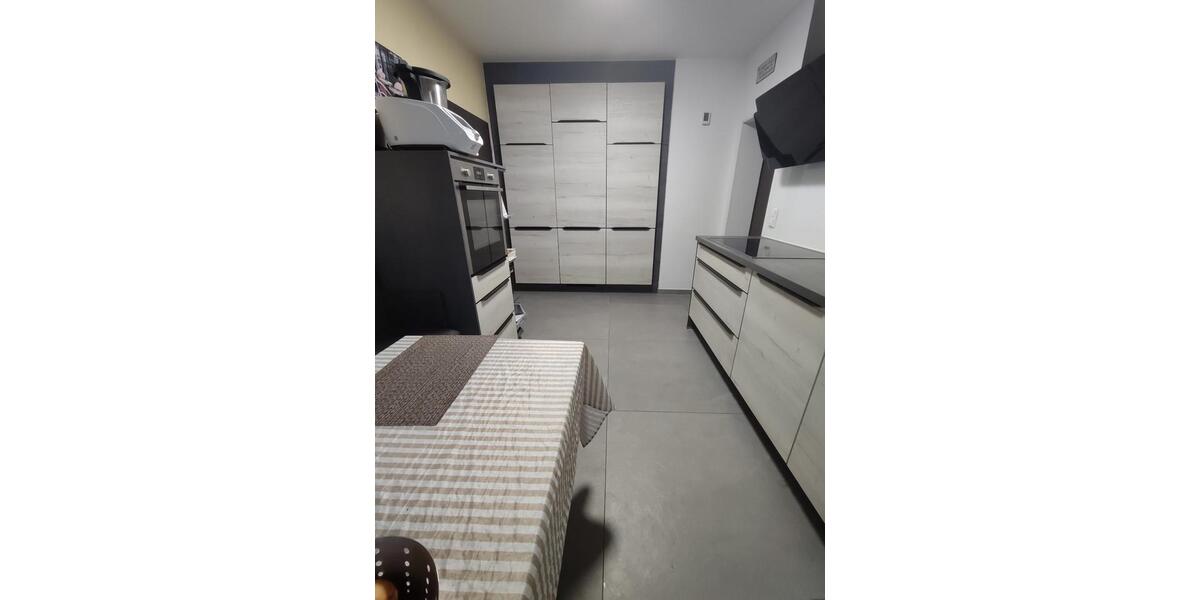 Hochparterre Remshalden - 6 Zimmer, 140 m&sup2;, 555.000&euro; | Angebot:24853875