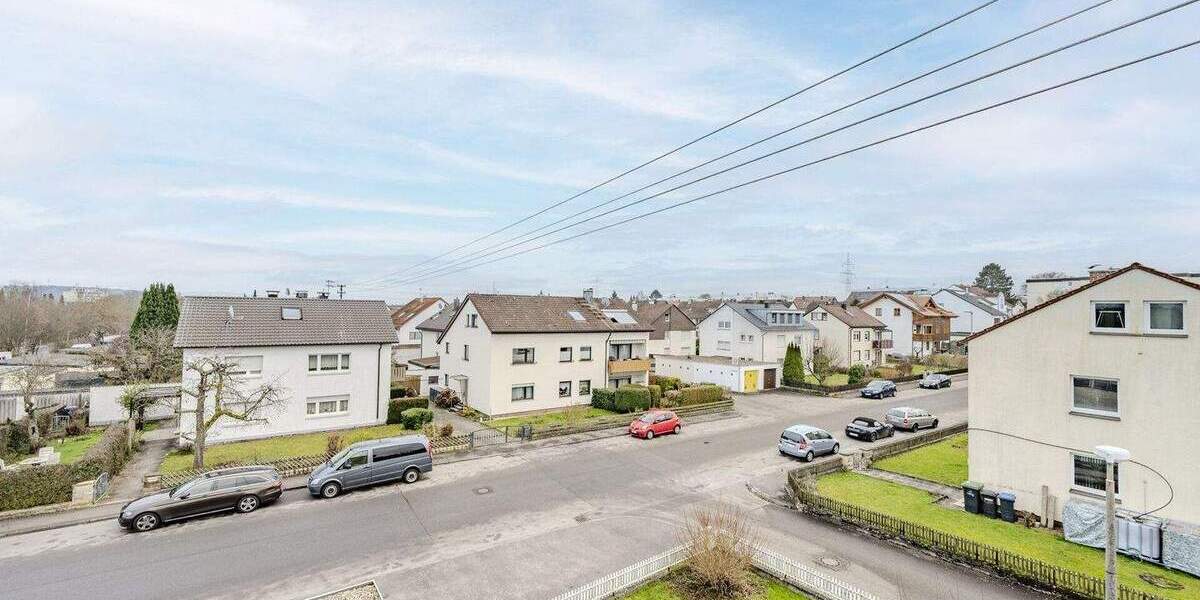 Mehrfamilienhaus, Wohnhaus Sindelfingen / Maichingen Maichingen - 8 Zimmer, 145 m&sup2;, 629.000&euro; | Angebot:25746135