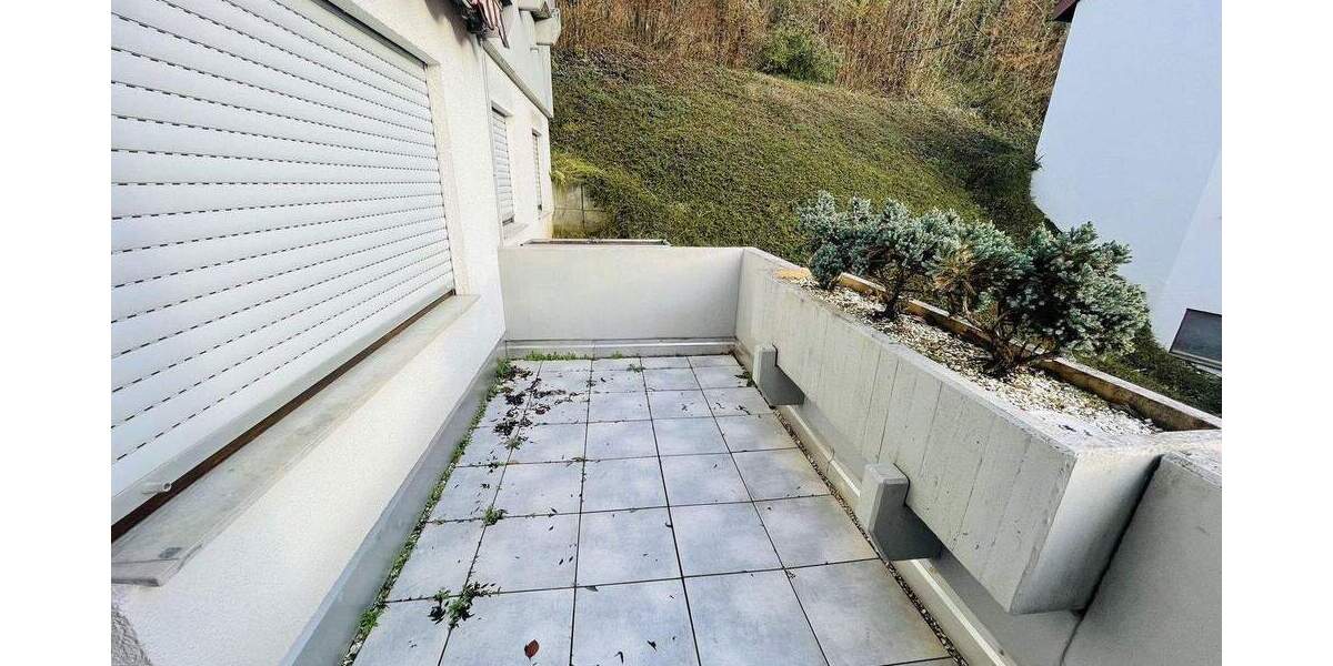 Etagenwohnung Esslingen am Neckar Krummenacker - 2 Zimmer, 64 m&sup2;, 250.000&euro; | Angebot:25823688