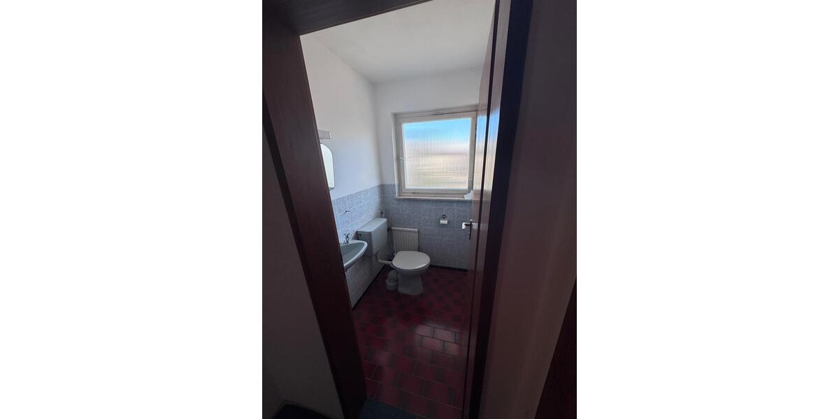 Etagenwohnung Markgröningen - 3 Zimmer, 80 m&sup2;, 1.000&euro; | Angebot:25376642