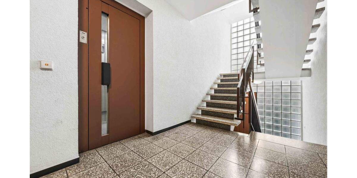 Etagenwohnung Stuttgart Nord - 2 Zimmer, 55 m&sup2;, 300.000&euro; | Angebot:25681507