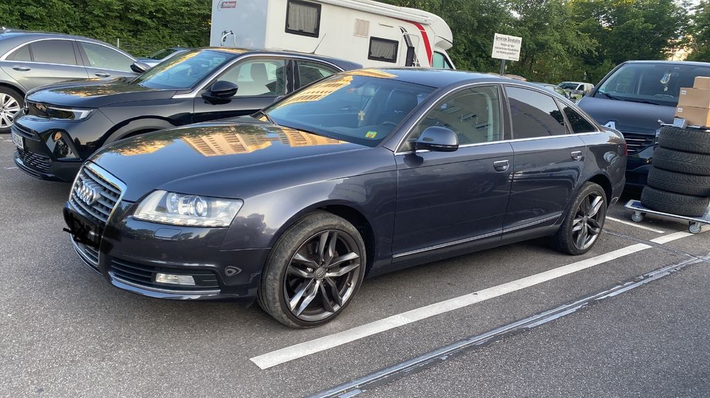 Audi A6 242.000 km 5.300 &euro; Stuttgart 70378