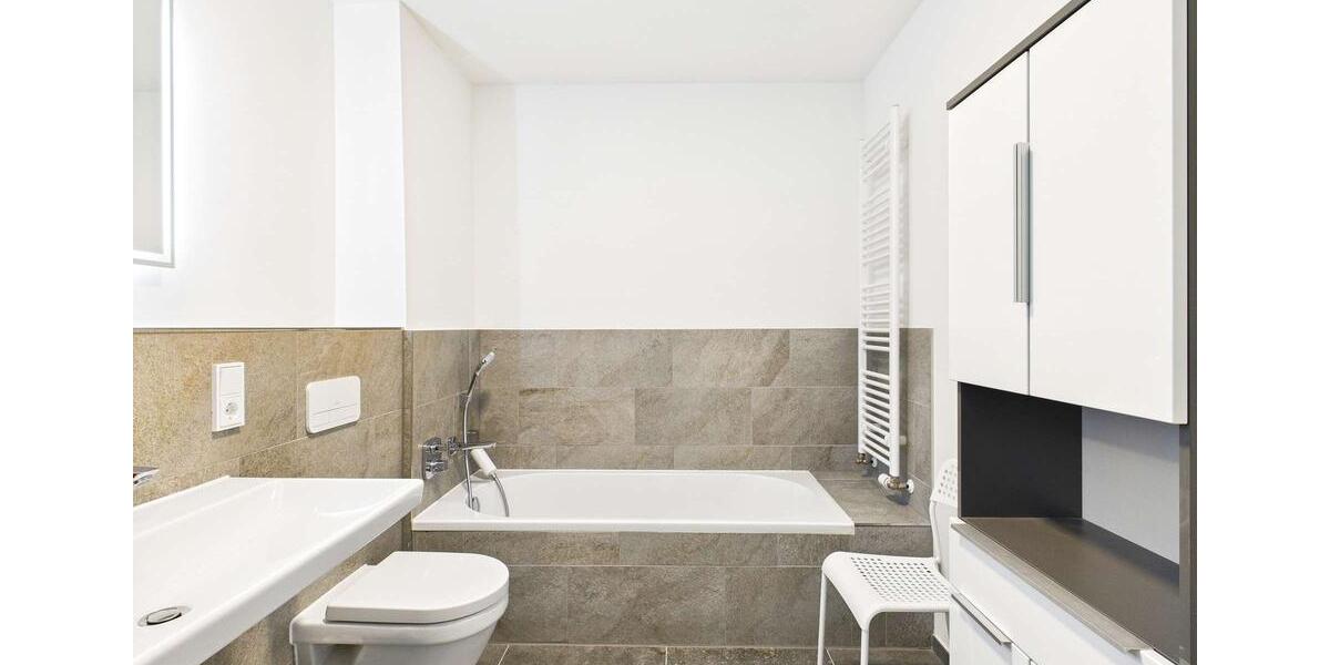 Etagenwohnung Stuttgart Feuerbach - 3 Zimmer, 94 m&sup2;, 2.020&euro; | Angebot:24670758