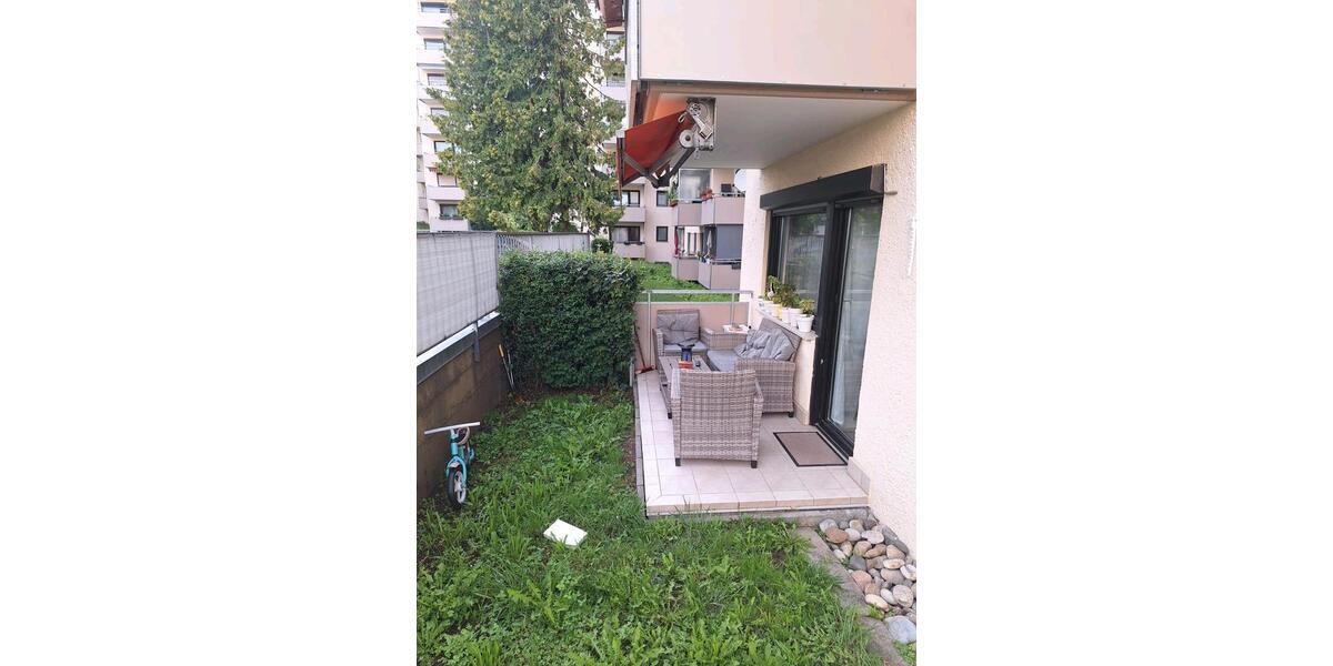 Erdgeschoßwohnung Ditzingen - 3 Zimmer, 79 m&sup2;, 1.200&euro; | Angebot:25760624