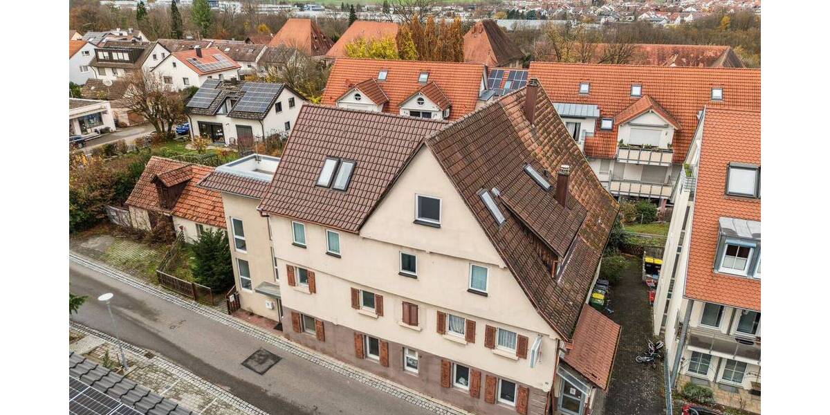 Mehrfamilienhaus, Wohnhaus Freiberg am Neckar Heutingsheim - 8 Zimmer, 219 m&sup2;, 399.000&euro; | Angebot:25704133
