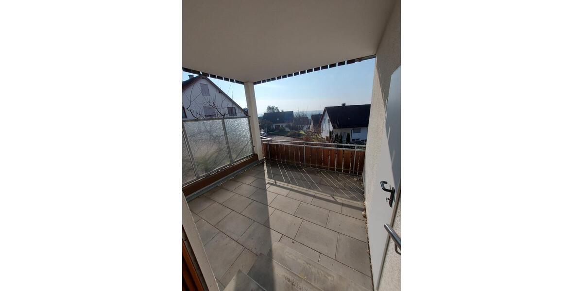 Erdgeschoßwohnung Ebersbach an der Fils - 3 Zimmer, 90 m&sup2;, 1.200&euro; | Angebot:25366445