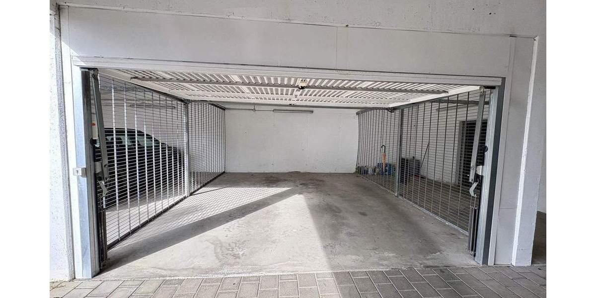 Etagenwohnung Leonberg - 5 Zimmer, 175 m&sup2;, 845.000&euro; | Angebot:25704372