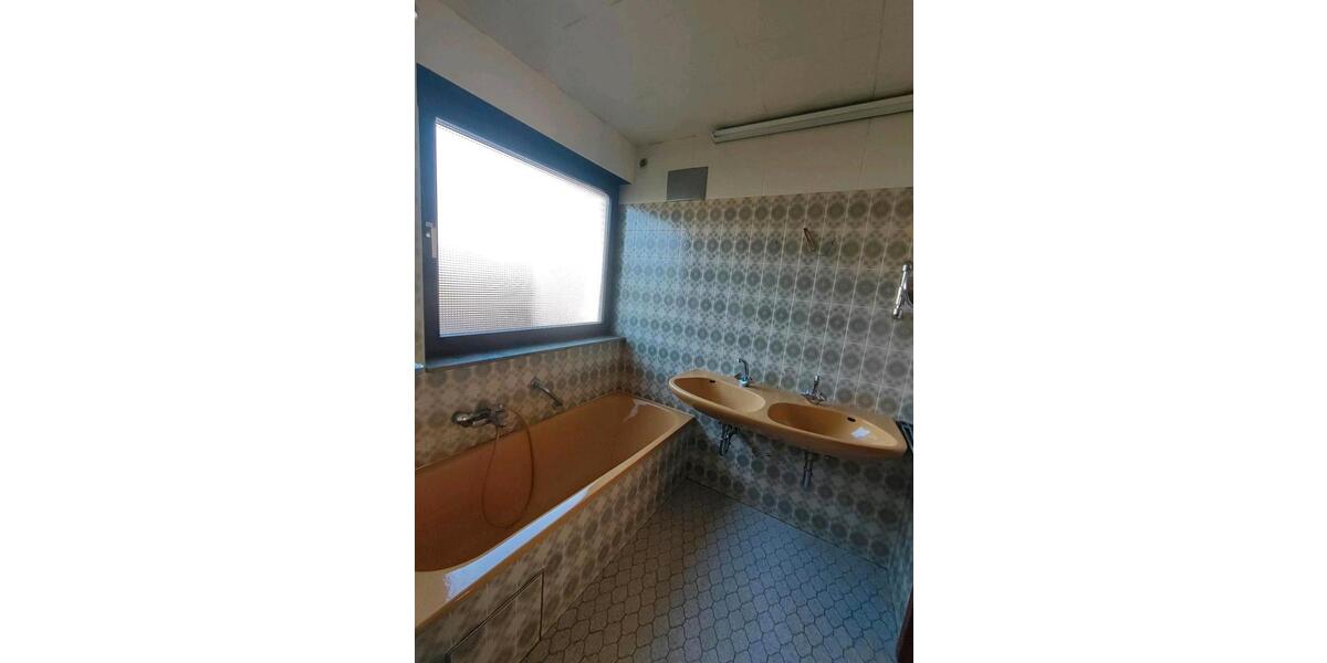 Doppelhaushälfte Leonberg - 6 Zimmer, 146 m&sup2;, 549.000&euro; | Angebot:26109021