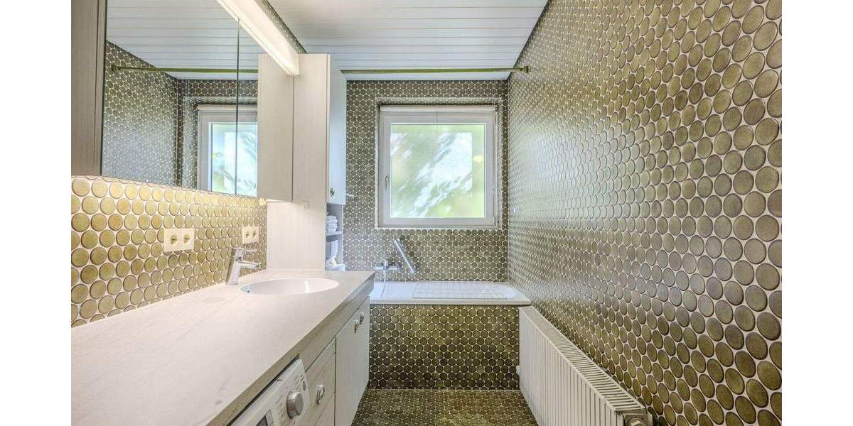 Mehrfamilienhaus, Wohnhaus Stuttgart / Feuerbach Feuerbach - 8 Zimmer, 180 m&sup2;, 795.000&euro; | Angebot:25704035