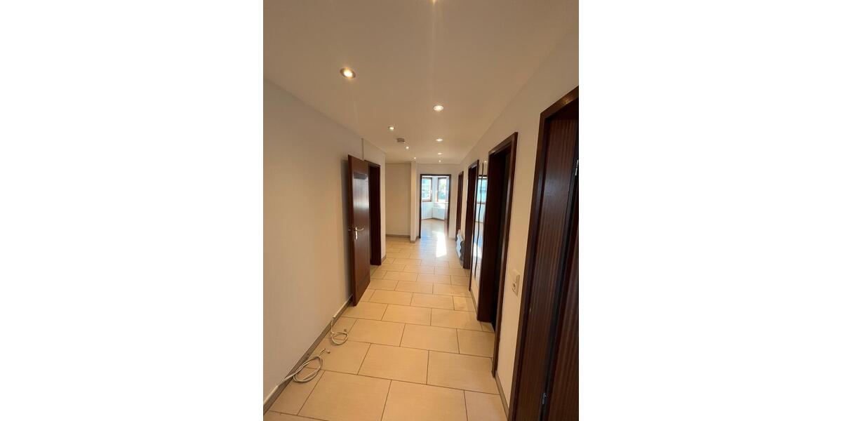 Dachgeschoßwohnung Kernen im Remstal - 3 Zimmer, 71 m&sup2;, 258.000&euro; | Angebot:26770357